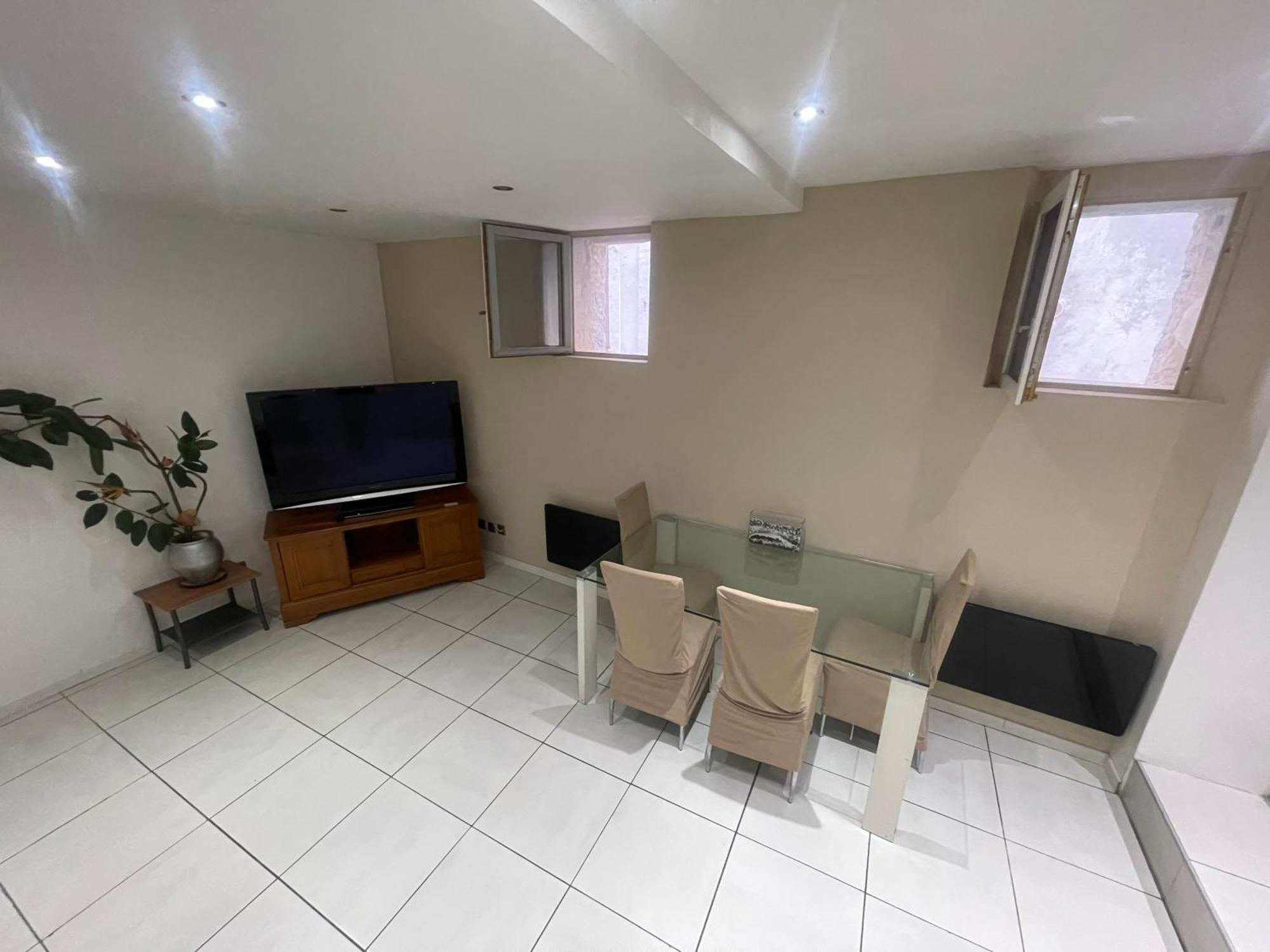 Tres Bel Appartement Pres De Montpellier Gignac  Extérieur photo