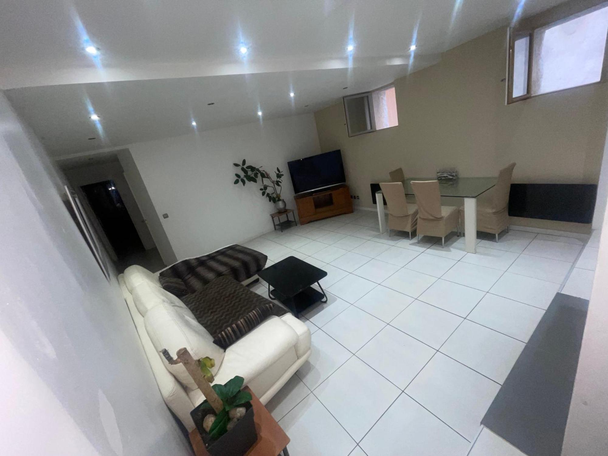 Tres Bel Appartement Pres De Montpellier Gignac  Extérieur photo